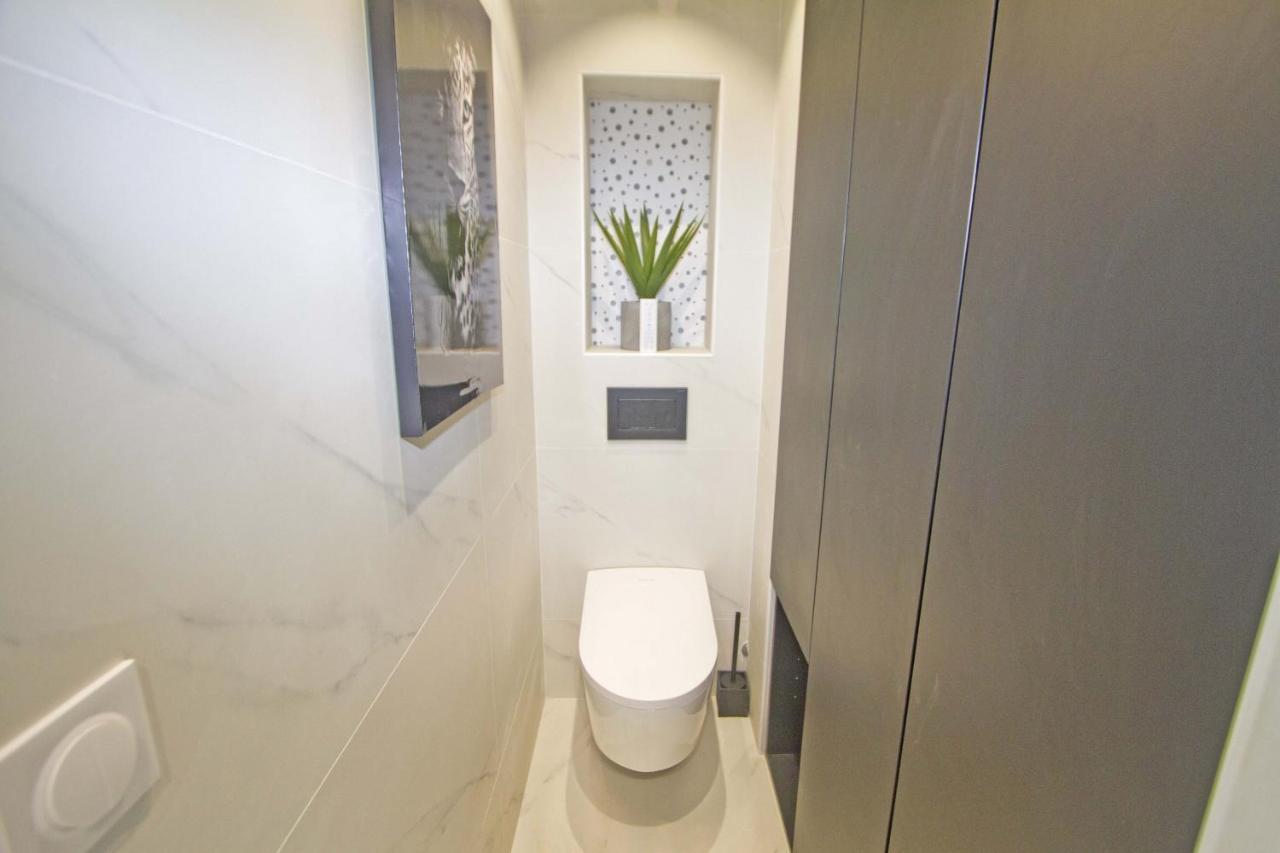 Apartamento Luxury Garden Jacuzzi Promenade Niza Exterior foto
